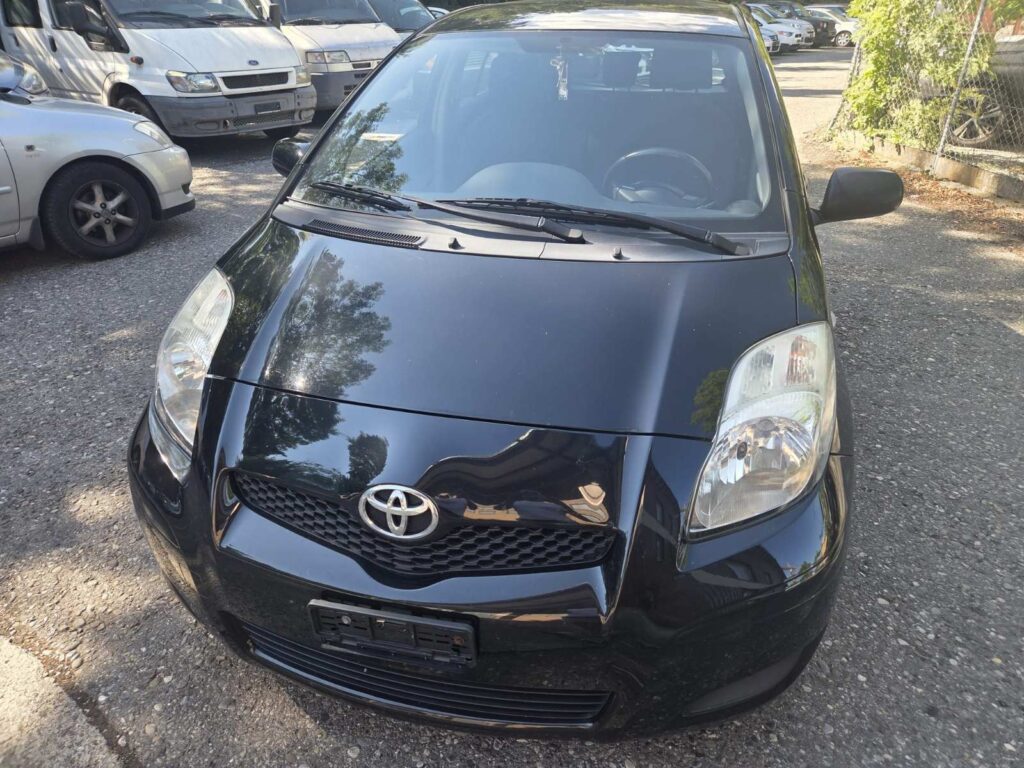 Toyota Yaris 2010 1.3 Benzin